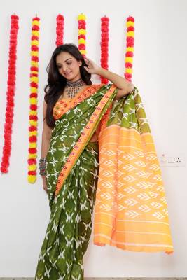 Green Cotton Printed Saree With Blouse 5