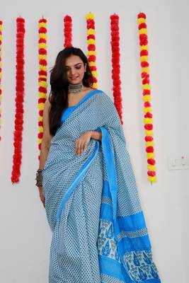 Blue Cotton Printed Saree With Blouse 4
