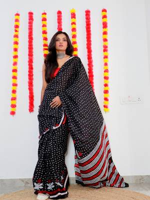 Black Cotton Printed Saree With Blouse 2
