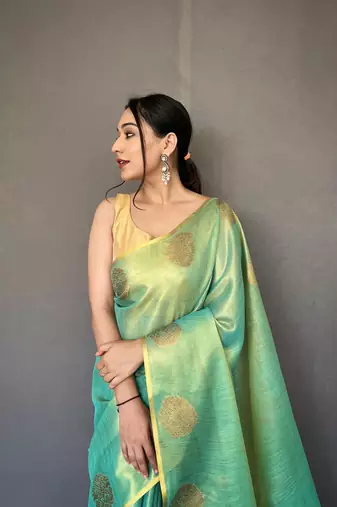 Green Kanjivaram Style of tissue silk zari weaving border Pallu saree with Blouse