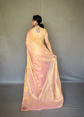 Light Pink Kanjivaram Style of tissue silk zari weaving border Pallu saree with Blouse 4