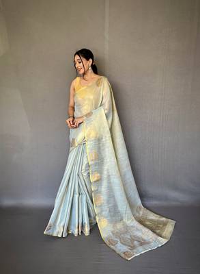 white Kanjivaram Style of tissue silk zari weaving border Pallu saree with Blouse 1