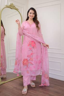 Pink colour beautiful floral printed ethnic classy salwar suit 1