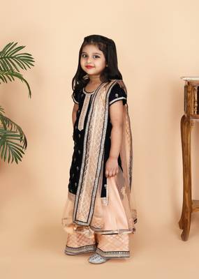 Blue kurti peach sharara 4