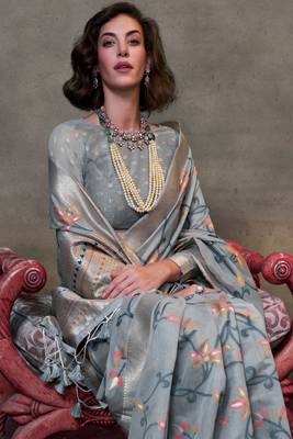 Grey Span Cotton Jacquard Woven Saree With Blouse 2