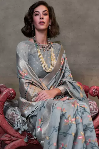 Grey Span Cotton Jacquard Woven Saree With Blouse