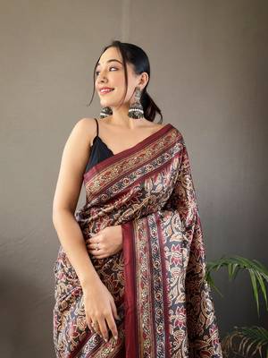 Black Kalamkari style cotton bland print work saree with Blouse 3