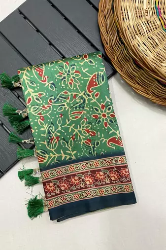 Green Kalamkari style cotton bland print work saree with Blouse