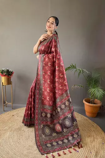 Red Kalamkari style cotton bland print work saree with Blouse