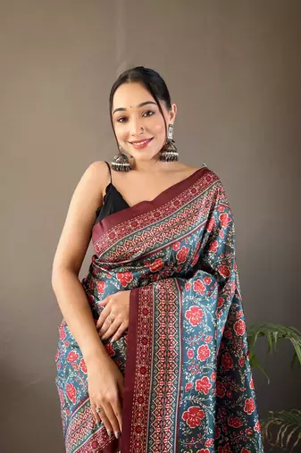 Blue Kalamkari style cotton bland print work saree with Blouse