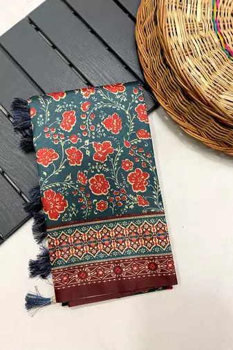Blue Kalamkari style cotton bland print work saree with Blouse