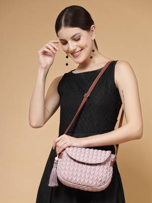 uno dusty pink & tan chevron quilted polyester sling bag 3