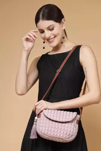 uno dusty pink & tan chevron quilted polyester sling bag