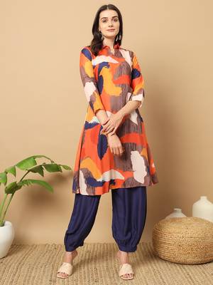WOMEN'S EXCLUSIVE MUSLIN WITH DIGITAL MULTICOLOR PRINTED WITH FULL STITCHED  KURTI SET 1