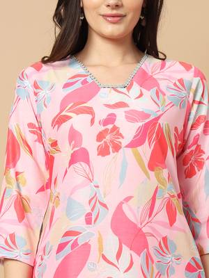 WOMEN'S EXCLUSIVE MUSLIN WITH DIGITAL MULTICOLOR PRINTED WITH FULL STITCHED KURTI SET 2