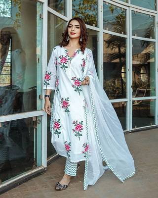 Womens Rayon Floral Handprinted Designer Kurti With Pant & Dupatta Set 1