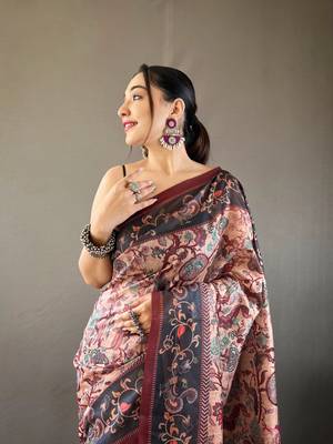 Peach Digital Printed Cotton Blend Saree & Rich Pallu Saree With Blouse 3