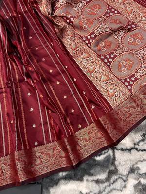 Brown Nidhi Banarsi style copper zari silk bland border & Rich Pallu Saree with Blouse 5
