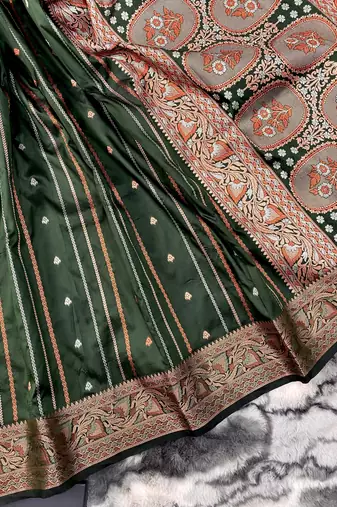 Green Nidhi Banarsi style copper zari silk bland border & Rich Pallu Saree with Blouse