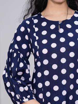  navy blue polka dot print top and trouser co ord set 4