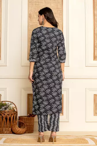  black floral print cotton straight kurta and trousers with dupatta set
