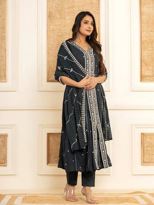  navy blue cotton embroidered kurta set with dupatta 2