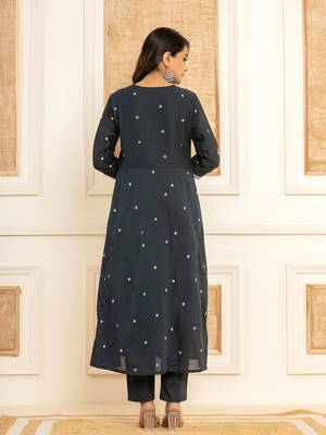  navy blue cotton embroidered kurta set with dupatta 3