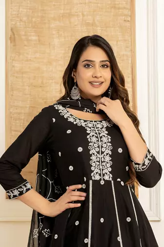 black cotton embroidered kurta set with dupatta set