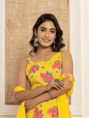  yellow floral print cotton a-line style kurta and trousers with dupatta set 1