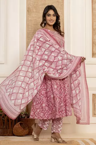  mauve floral print anarkali style kurta and trousers with dupatta set