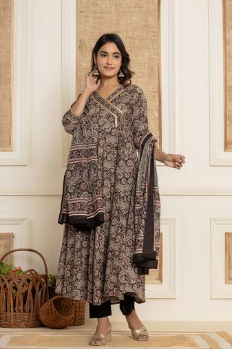 black paisley print anarkali style kurta and trousers with dupatta set