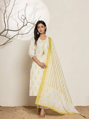  white and green floral print cotton straight suit set 1