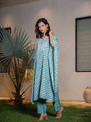  sky blue leheriya embroidered kaftan kurta set 2