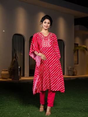 Yufta hot pink leheriya embroidered kaftan kurta set 1
