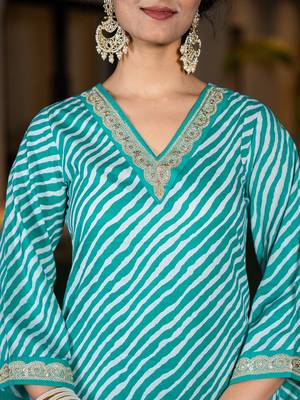 teal green leheriya print cotton straight suit set 4