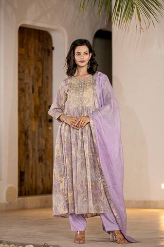  purple floral print malmal fit and flare suit set