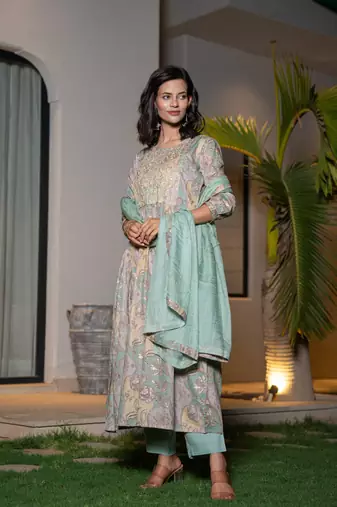  sea green floral print malmal fit and flare suit set