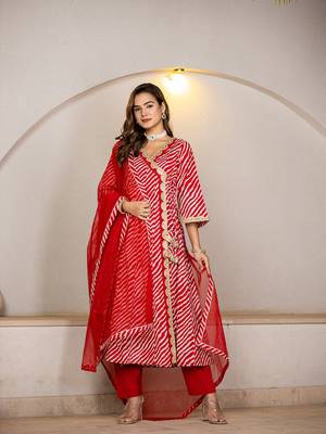 Yufta cotton leheriya red kurta dupatta pant set 1