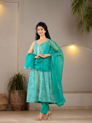  cotton leheriya kurta dupatta pant set 2