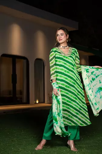  green leheriya print poly georgette straight suit set
