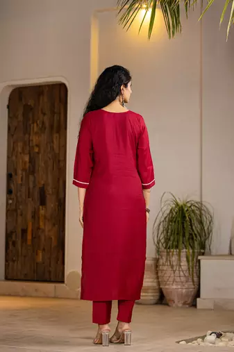  red embroidered silk blend straight suit set