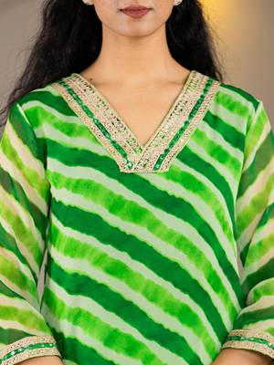  green georgette lehriya kurta 4