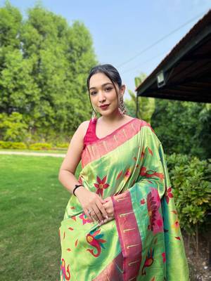Green Renuka Paithani style Golden zari silk bland border & contrust pallu Saree with Blouse 3