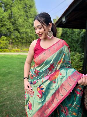 Rama Renuka Paithani style Golden zari silk bland border & contrust pallu Saree with Blouse 3