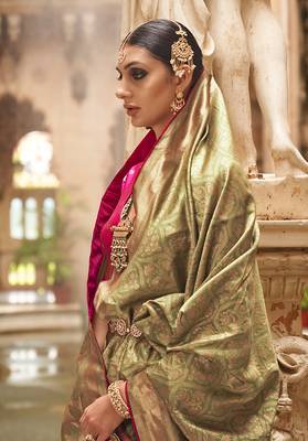 Jacquard Olive Banarasi silk blend  Saree 2