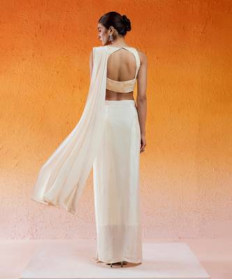 Ivory Embroidered Saree Set 4