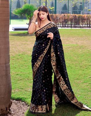 Women Black Banarasi Style Saree Zari Weaving Rich Pallu Saree With Blouse For Women 1