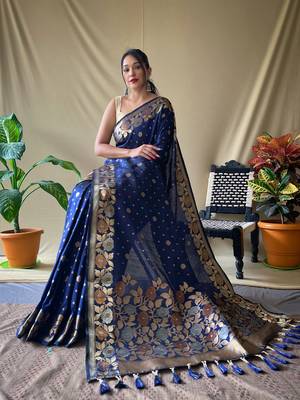 Women Dark Blue Soft Banarasi silk blend Saree Zari Weaving Rich Pallu Saree With Blouse For Women 3