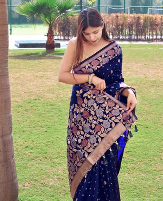 Women Blue Soft Banarasi silk blend Saree Zari Weaving Rich Pallu Saree With Blouse For Women 2