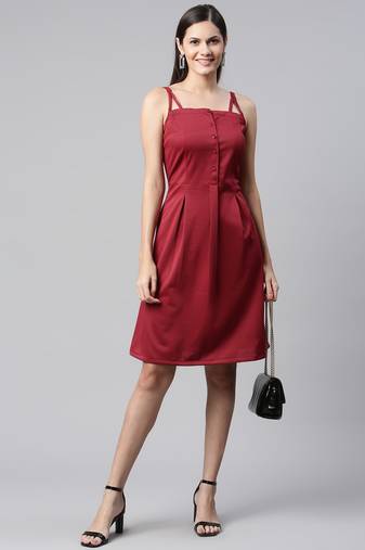 Women maroon collard neck casual dress